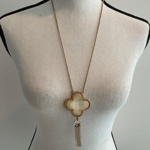 Faceted Resin Clover Shape Necklace Dangling Chain